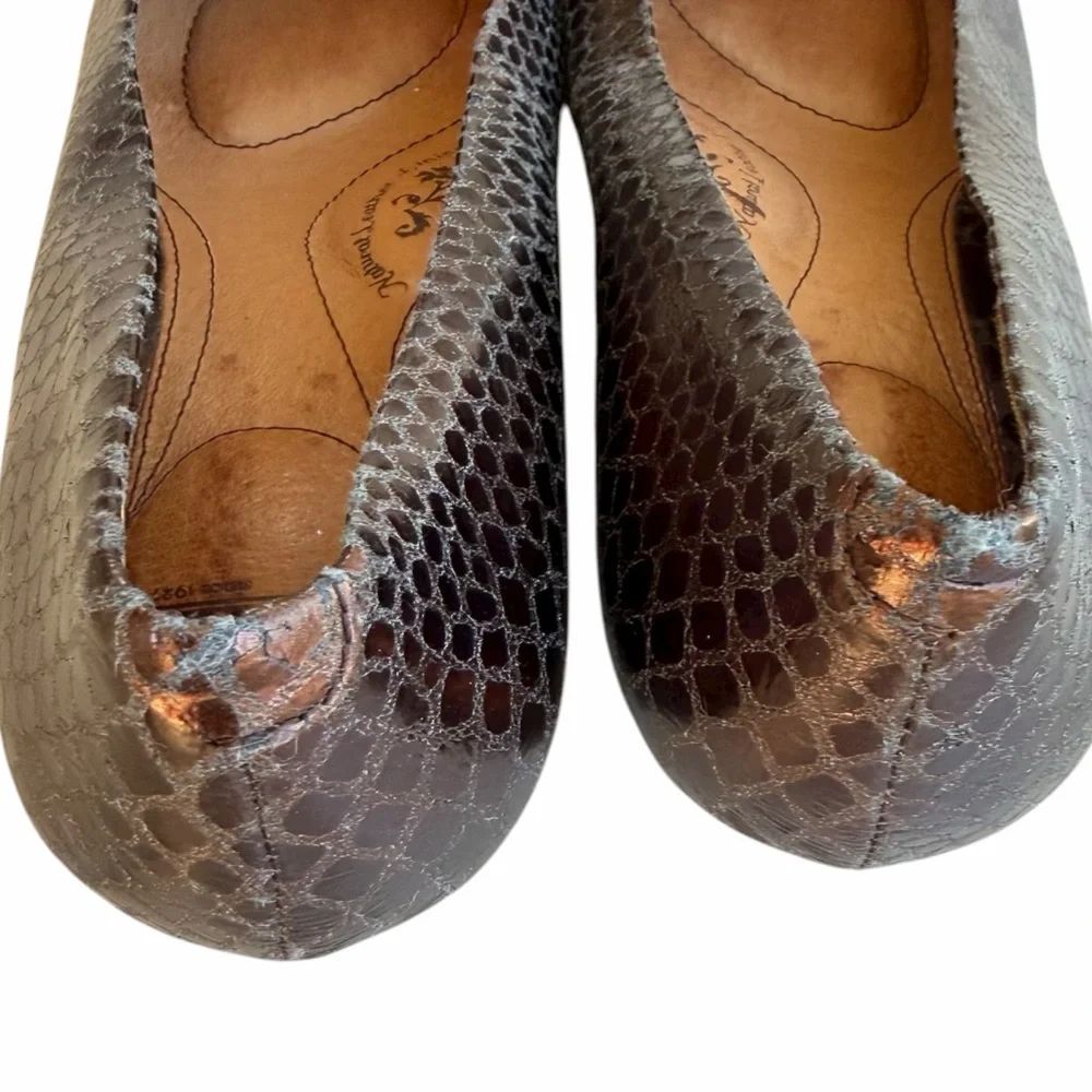 Soft Abbot Brown Leather Wedge with Snakeskin Print & Gold Chain Detail Size 11M